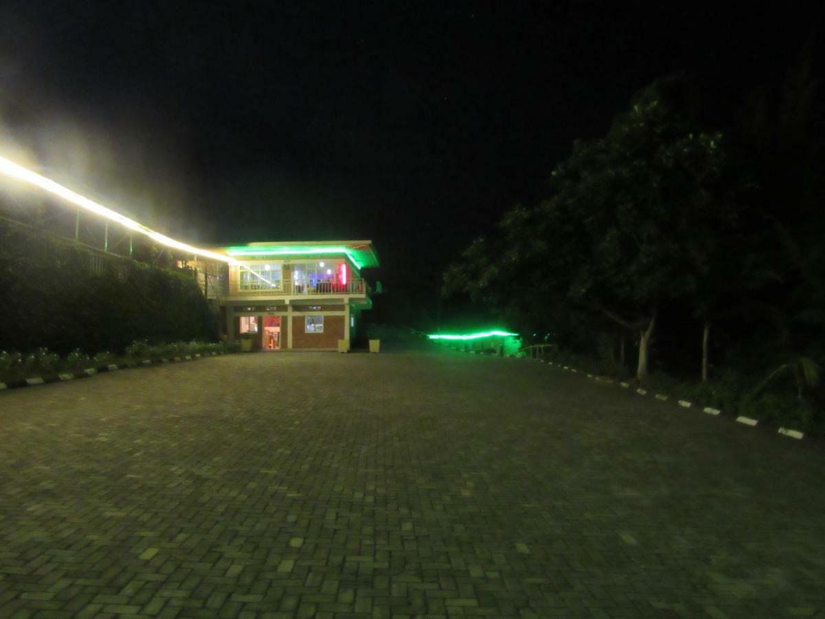 Rebero Kivu Resort Kibuye Esterno foto